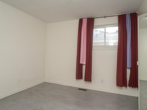 429 Wentworth Crescent, Thunder Bay, ON - Indoor Photo Showing Other Room