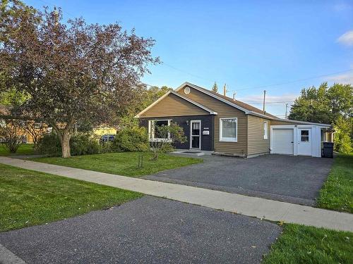 1835 Hamilton Avenue, Thunder Bay, ON - Outdoor