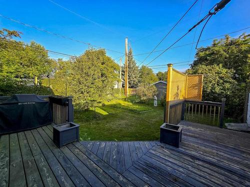 1835 Hamilton Avenue, Thunder Bay, ON - Outdoor With Deck Patio Veranda