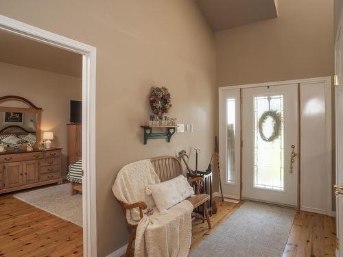 1463 Mountain Road, Thunder Bay, ON - Indoor Photo Showing Other Room