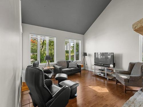 Salon - 38 Av. Odilon-Marois, Montmagny, QC - Indoor Photo Showing Living Room