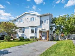 9 Kaleigh Drive  Eastern Passage, NS B3G 1E3