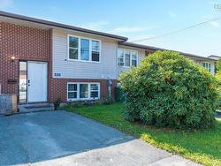 452 Renfrew Street  Dartmouth, NS B2Y 2M5