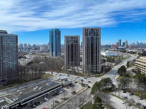 2005-75 Wynford Hts Cres, Toronto, ON - Outdoor With View