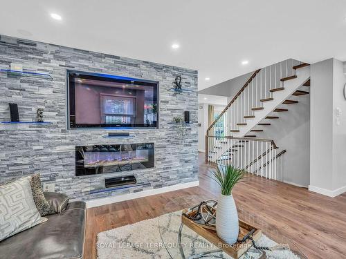 3543 Kelso Cres, Mississauga, ON - Indoor Photo Showing Living Room With Fireplace