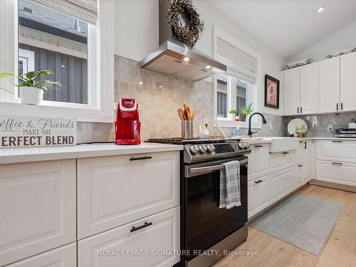 31-80 New Lakeshore Rd, Norfolk, ON - Indoor Photo Showing Kitchen