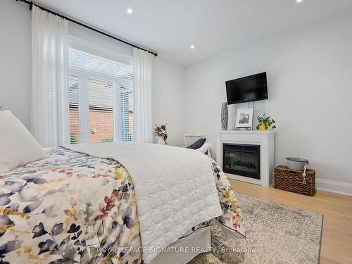 31-80 New Lakeshore Rd, Norfolk, ON - Indoor Photo Showing Bedroom