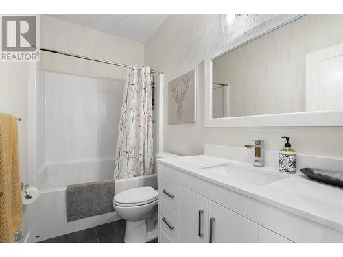 1240 Alpine Road Unit# 60, Sun Peaks, BC - Indoor Photo Showing Bathroom