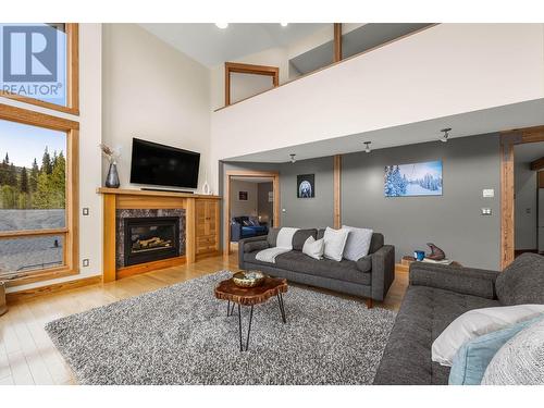 2417 Fairways Drive, Sun Peaks, BC - Indoor Photo Showing Living Room With Fireplace