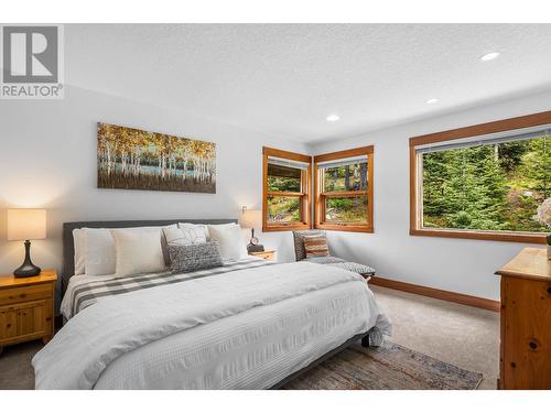 2417 Fairways Drive, Sun Peaks, BC - Indoor Photo Showing Bedroom