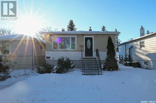 4805 8Th Avenue, Regina, SK - Outdoor