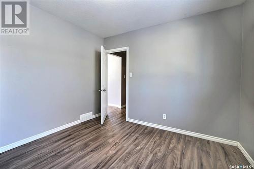 4805 8Th Avenue, Regina, SK - Indoor Photo Showing Other Room