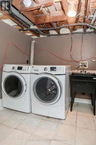 24 Hyla Street, London, ON - Indoor Photo Showing Laundry Room