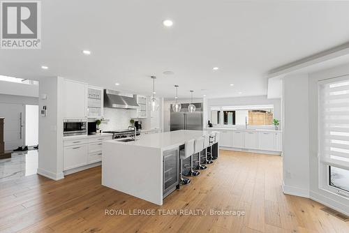 3 Bridle Court, Ottawa, ON - Indoor Photo Showing Kitchen With Upgraded Kitchen