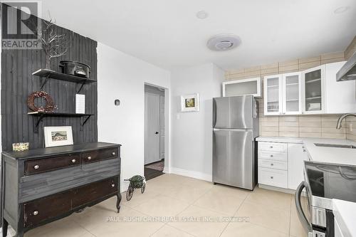 2358 Joliffe Street, Ottawa, ON - Indoor Photo Showing Kitchen