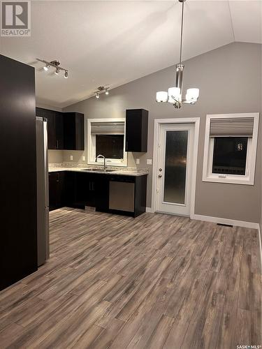 335 Labine Crescent, Saskatoon, SK - Indoor Photo Showing Kitchen