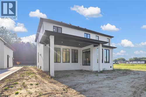 245 Charles, Essex, ON - Outdoor