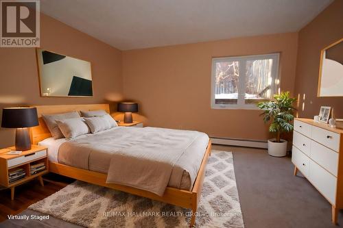 214 Alvin Road, Ottawa, ON - Indoor Photo Showing Bedroom