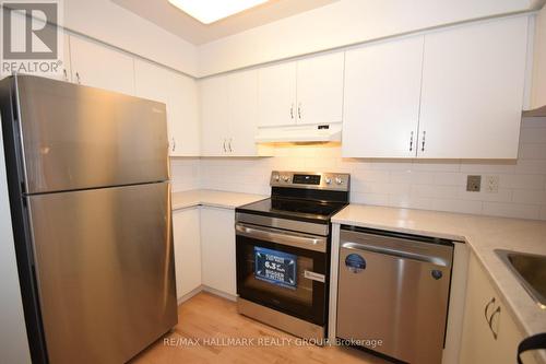 214 Alvin Road, Ottawa, ON - Indoor Photo Showing Kitchen With Stainless Steel Kitchen