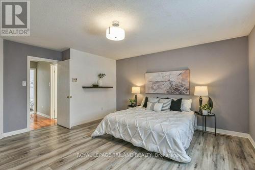 83 Brandy Lane Road, London, ON - Indoor Photo Showing Bedroom