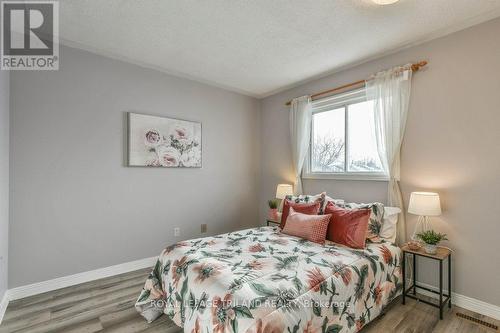 83 Brandy Lane Road, London, ON - Indoor Photo Showing Bedroom