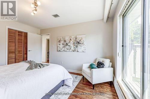 2127 Cliff Road, Mississauga, ON - Indoor Photo Showing Bedroom