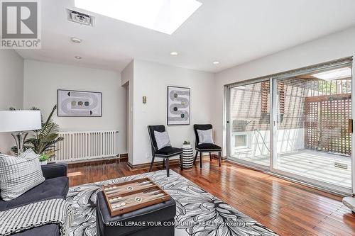 2127 Cliff Road, Mississauga, ON - Indoor Photo Showing Living Room