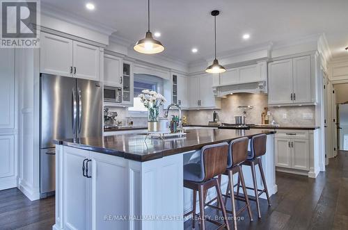 23 Woodland Trail, Kawartha Lakes (Bethany), ON - Indoor Photo Showing Kitchen With Upgraded Kitchen