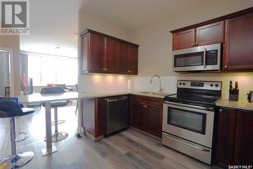 1106 1867 Hamilton Street, Regina, SK - Indoor Photo Showing Kitchen With Stainless Steel Kitchen