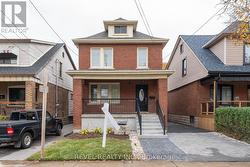 262 HOMEWOOD AVENUE  Hamilton, ON L8P 2M8