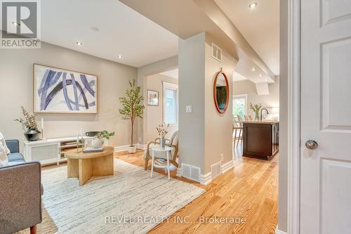 262 Homewood Avenue, Hamilton, ON - Indoor Photo Showing Other Room