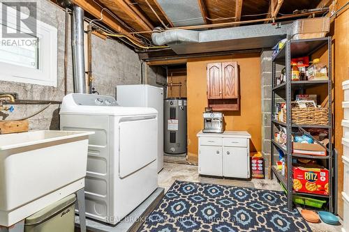 129 East 35Th Street, Hamilton, ON - Indoor Photo Showing Laundry Room