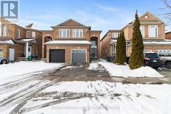 922 LEDBURY CRESCENT  Mississauga, ON L5V 2P8