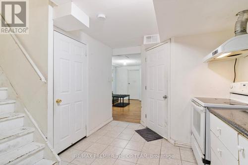 922 Ledbury Crescent, Mississauga, ON - Indoor