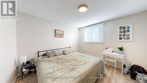 184 Simcoe Street, London, ON - Indoor Photo Showing Bedroom