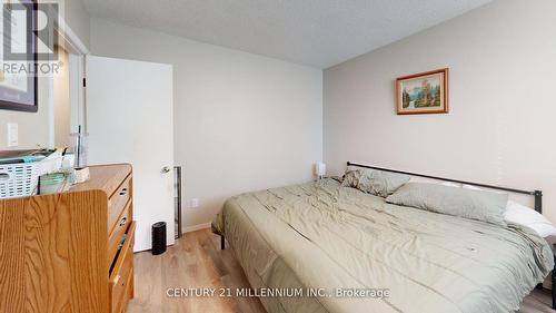 184 Simcoe Street, London, ON - Indoor Photo Showing Bedroom