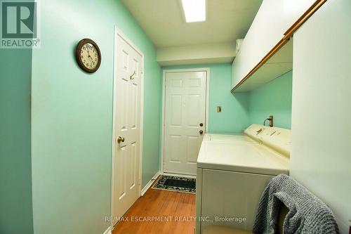 54 Ramsden Drive, Hamilton, ON - Indoor Photo Showing Laundry Room