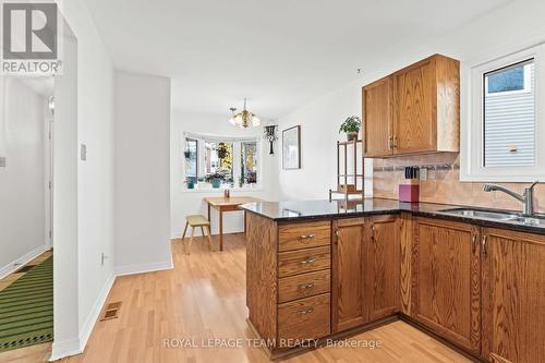 849 Rob Roy Avenue, Ottawa, ON - Indoor Photo Showing Kitchen With Double Sink