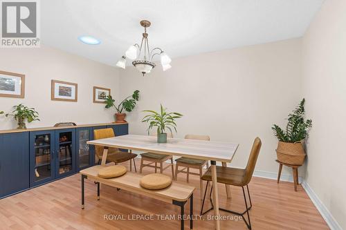 849 Rob Roy Avenue, Ottawa, ON - Indoor Photo Showing Dining Room