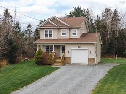 64 Cranberry Court  Enfield, NS B2T 0L3