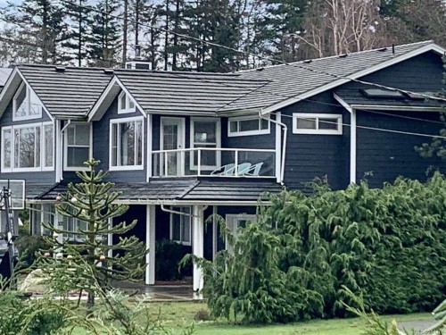 321 Wireless Rd, Comox, BC 
