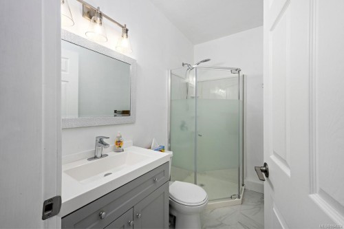 321 Wireless Rd, Comox, BC 