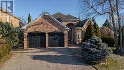 4098 MONTROSE CRESCENT  Burlington, ON L7M 4J4