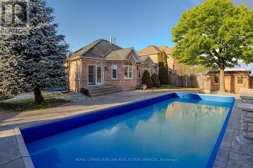 4098 Montrose Crescent, Burlington, ON - Outdoor With In Ground Pool