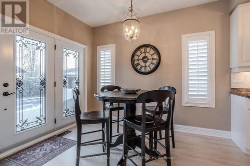 4098 Montrose Crescent, Burlington, ON - Indoor Photo Showing Dining Room