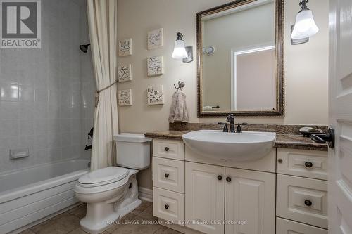 4098 Montrose Crescent, Burlington, ON - Indoor Photo Showing Bathroom