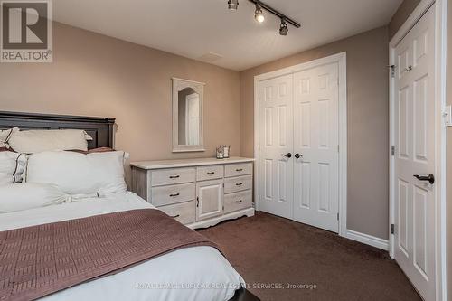 4098 Montrose Crescent, Burlington, ON - Indoor Photo Showing Bedroom