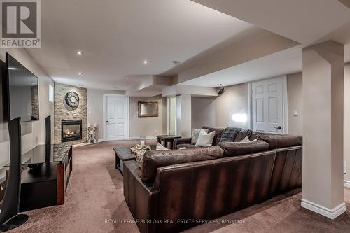 4098 Montrose Crescent, Burlington, ON - Indoor Photo Showing Living Room With Fireplace