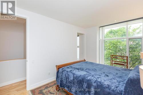 53 Vaughan Street, Ottawa, ON - Indoor Photo Showing Bedroom