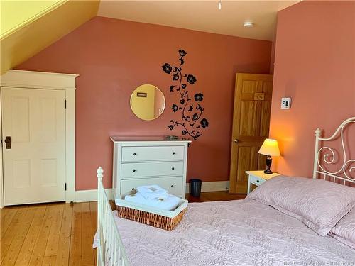 7 Ritchie, Campbellton, NB 